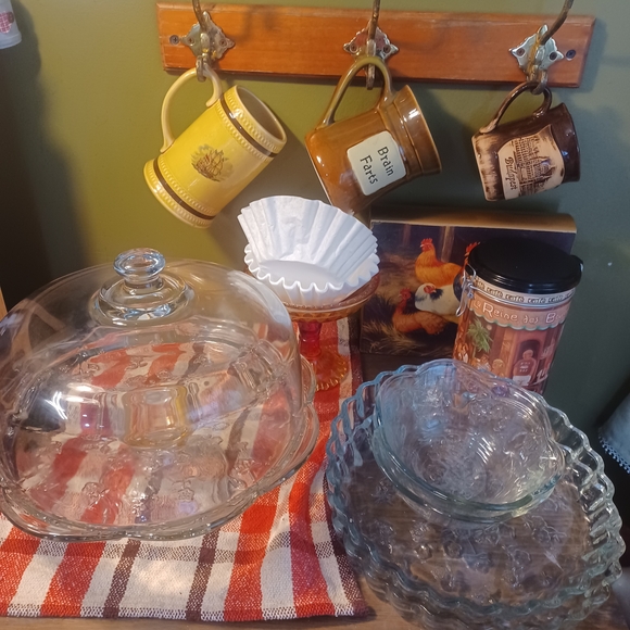 Glass Cake Dome and Plates Set